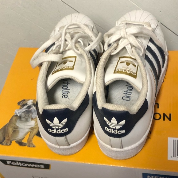 Kids Shell Toe Adidas - Picture 3 of 4